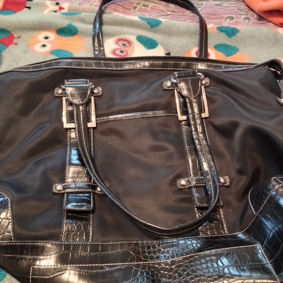 Kathy van Zeeland satchel purse.large .black. - Picture 3 of 7